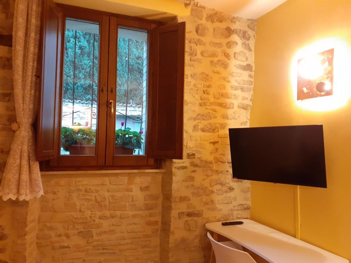 B&B San Francesco アッシジ エクステリア 写真