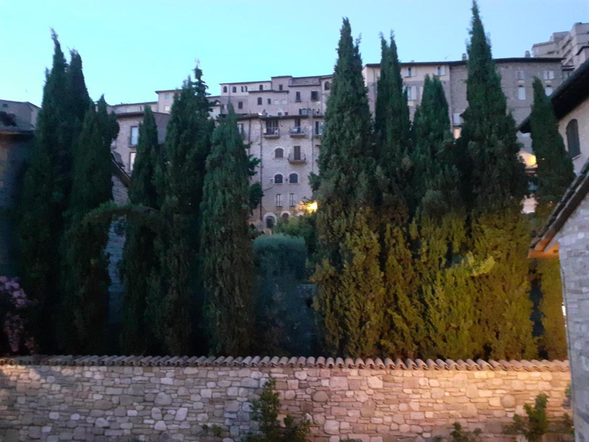 B&B San Francesco アッシジ エクステリア 写真