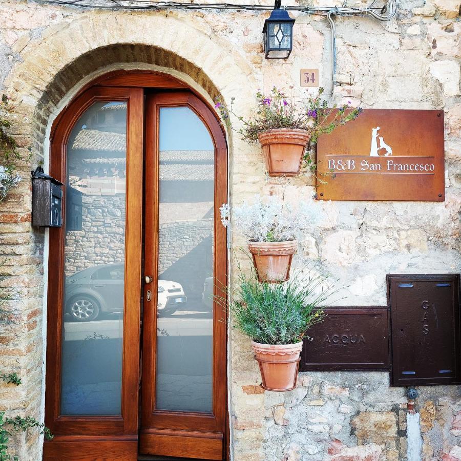 B&B San Francesco アッシジ エクステリア 写真